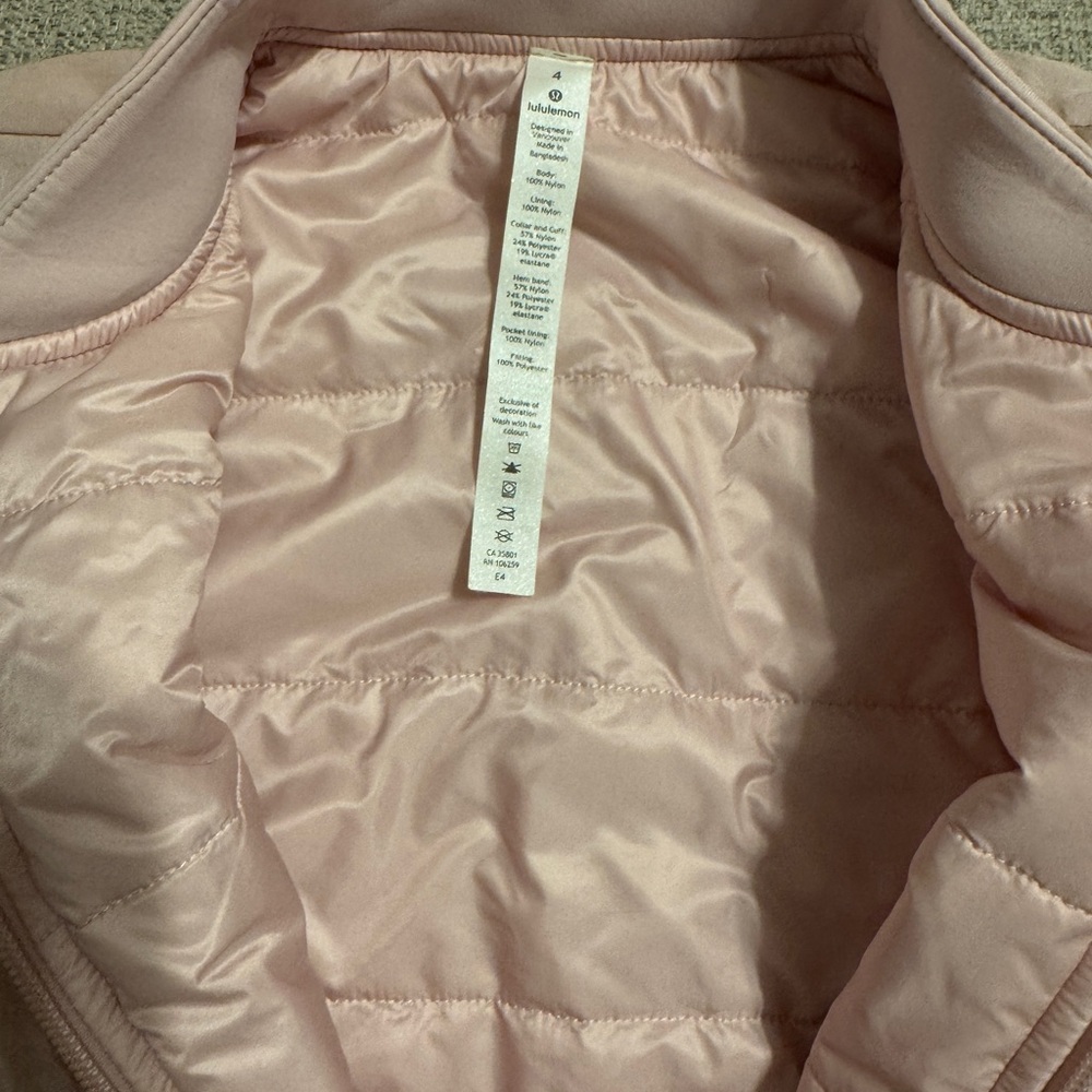 Lululemon Athletica non stop bomber jacket